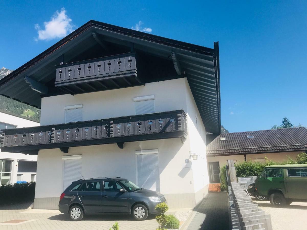 Apartamento Ferienhaus Butterfly Garmisch-Partenkirchen Exterior foto