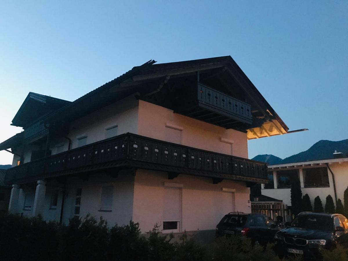 Ferienhaus Butterfly Garmisch-Partenkirchen Exterior foto