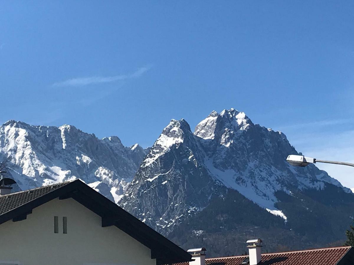 Apartamento Ferienhaus Butterfly Garmisch-Partenkirchen Exterior foto